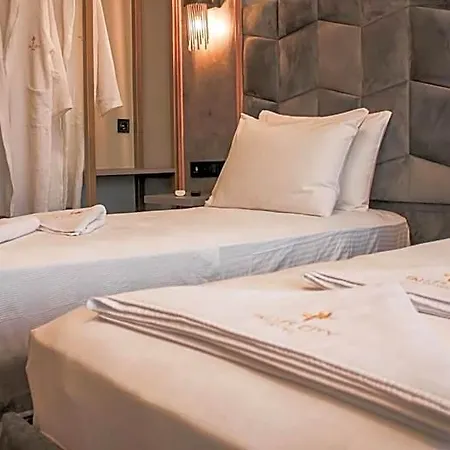 Talles Hotel *